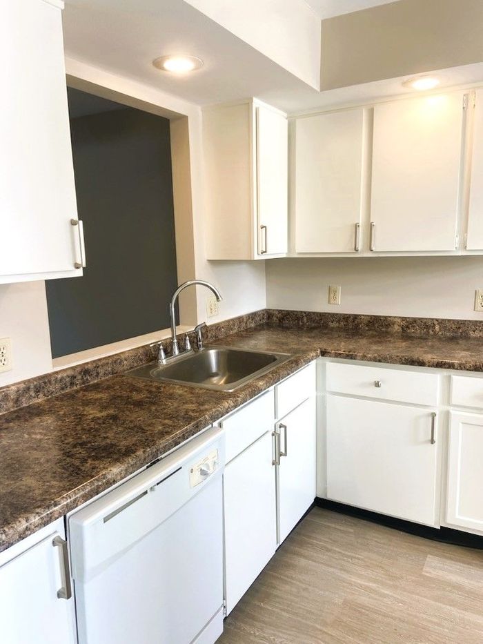 2 bedroom/1.5 bath town